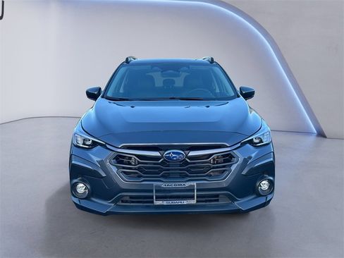 Certified 2025 Subaru Crosstrek 2.5i Limited w/ Crosstrek Mirror Package image 8