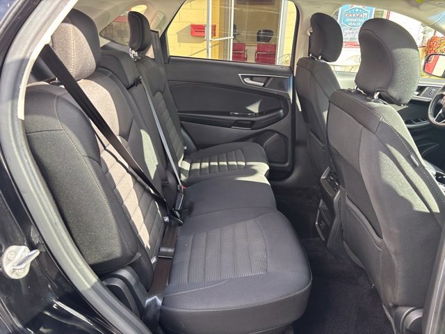 Used 2016 Ford Edge SEL w/ Class II Trailer Tow Package AWD/4WD image 18