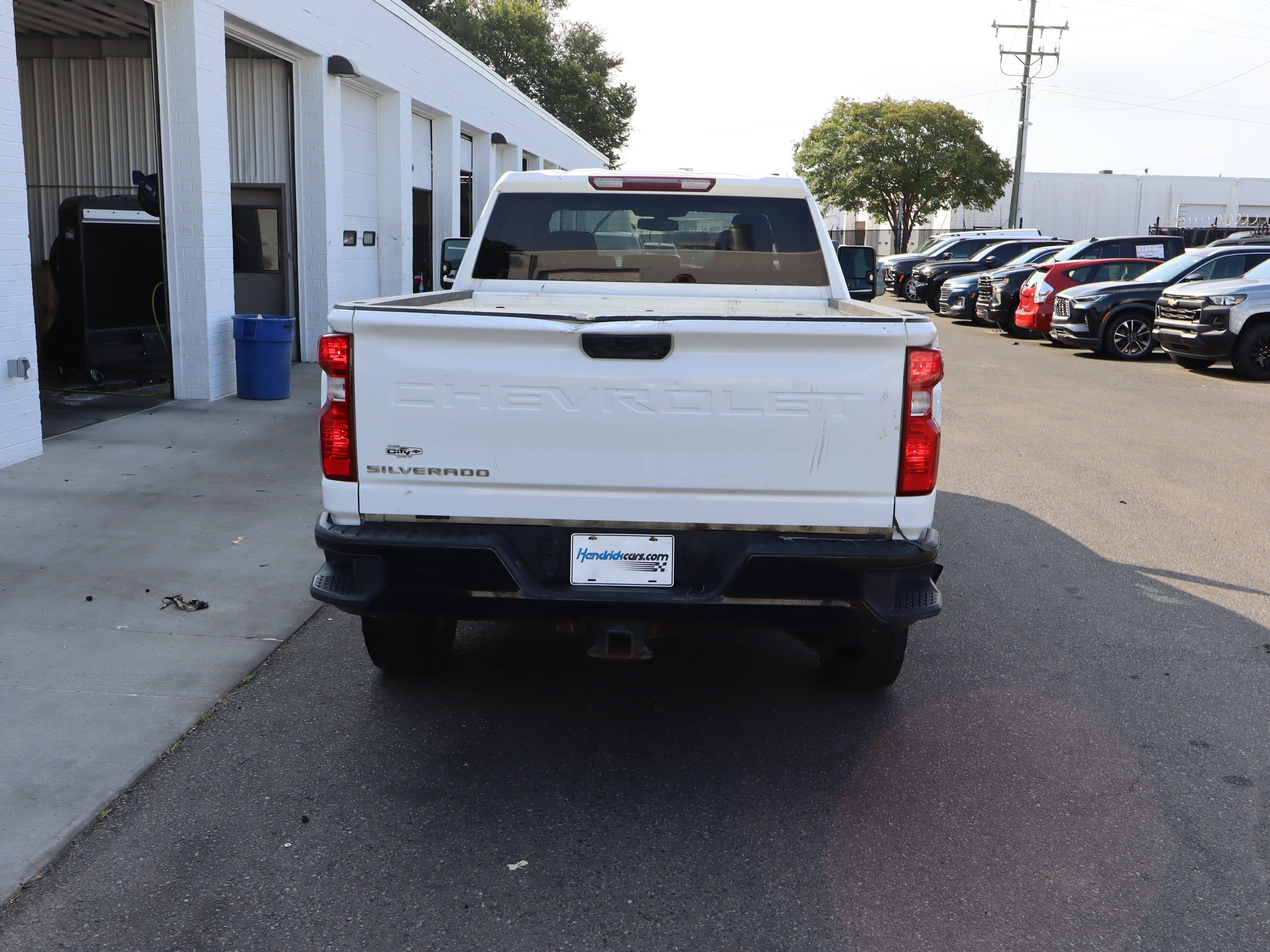 Used 2022 Chevrolet Silverado 2500 Custom w/ Custom Value Package AWD/4WD image 10