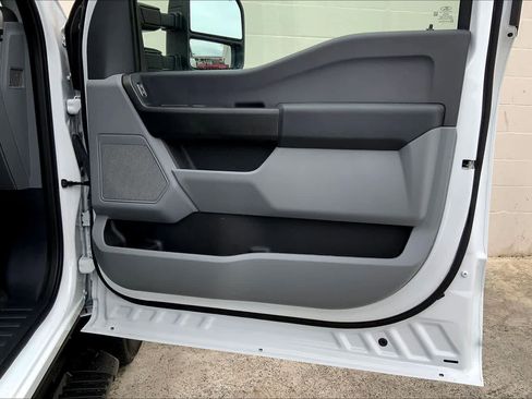 Used 2024 Ford F250 XL w/ FX4 Off-Road Package image 29