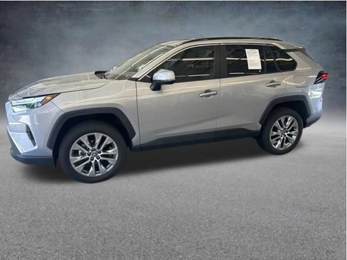 Used 2023 Toyota RAV4 XLE Premium FWD image 11