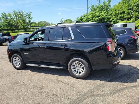 Used 2022 Chevrolet Tahoe LT w/ Luxury Package AWD/4WD image 19