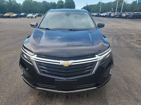 Used 2023 Chevrolet Equinox LT AWD/4WD image 2