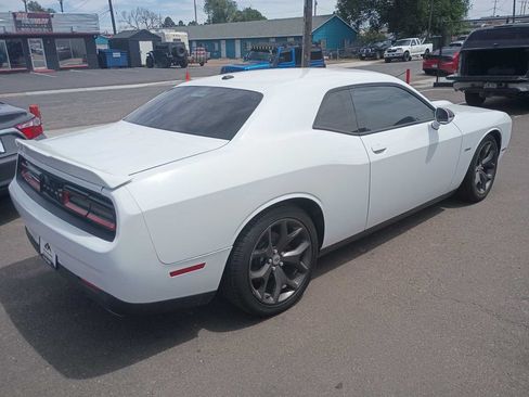 Used 2019 Dodge Challenger R/T RWD image 6