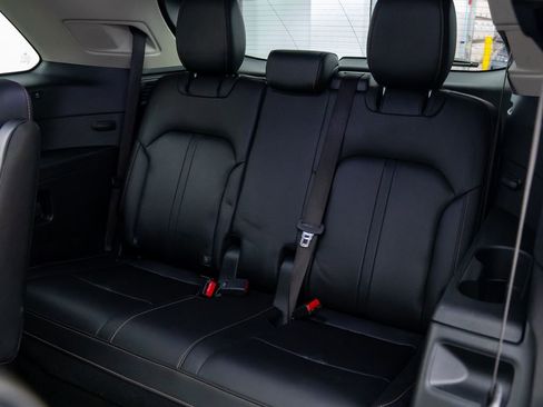 Used 2024 MAZDA CX-90 3.3 Turbo w/ Premium Package image 18