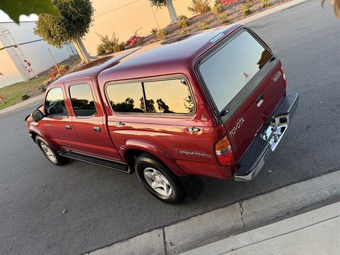 Used 2002 Toyota Tacoma PreRunner RWD image 12
