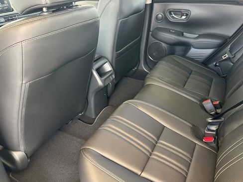 New 2026 Honda HR-V EX-L image 13
