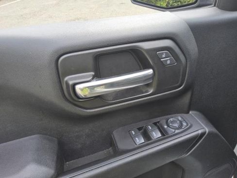 Used 2021 Chevrolet Silverado 1500 Custom w/ Rally Edition RWD image 6