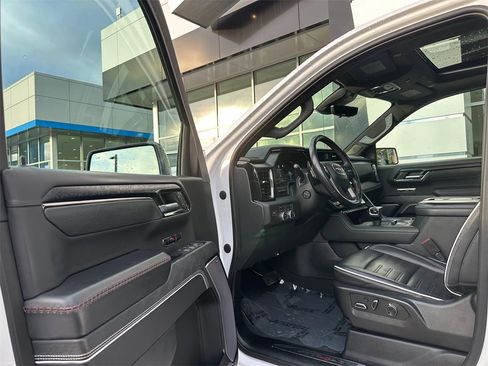 Used 2022 GMC Sierra 1500 AT4X image 21