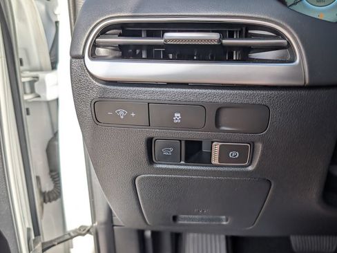 Used 2023 Hyundai Palisade SEL w/ Premium Package FWD image 14
