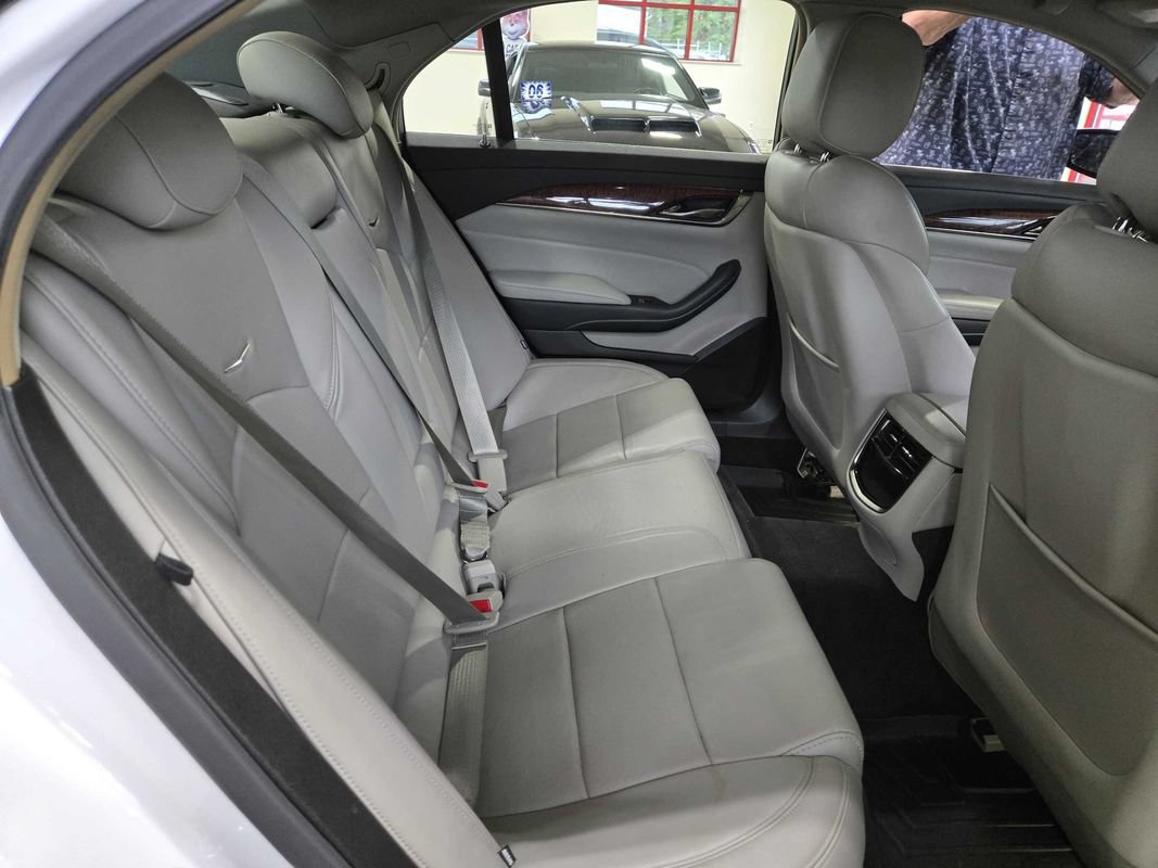 Used 2015 Cadillac CTS AWD Sedan w/ Seating Package image 29