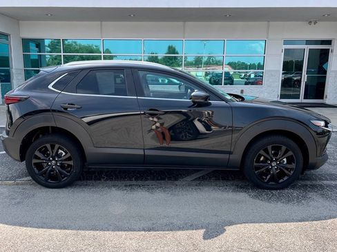 Used 2024 MAZDA CX-30 AWD 2.5 S w/ Select Sport Pkg image 3