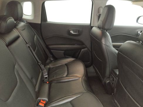 Used 2021 Jeep Compass Limited AWD/4WD image 19