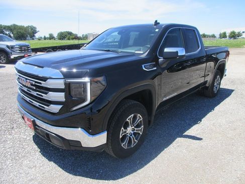 New 2026 GMC Sierra 1500 SLE AWD/4WD image 12
