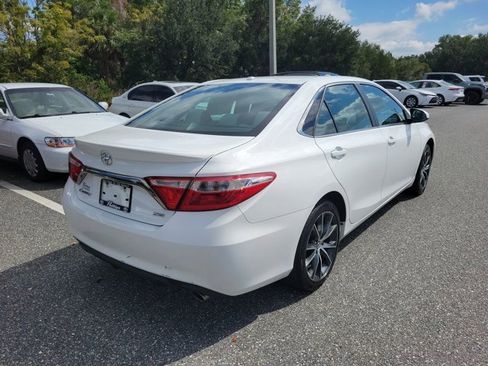 Used 2017 Toyota Camry XSE image 4