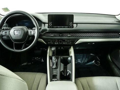 Used 2024 Honda Accord EX image 17