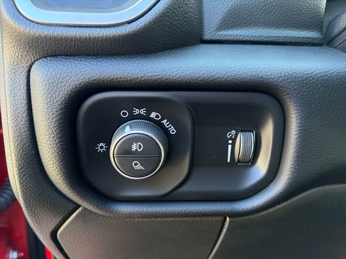 Used 2024 RAM 2500 Big Horn w/ Night Edition image 21