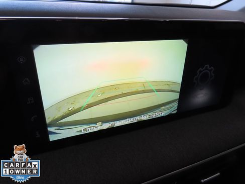 Used 2025 Nissan Kicks SV image 19