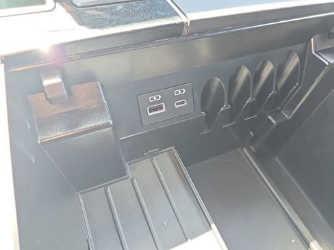 Used 2025 Toyota Tundra SR5 w/ SR5 Premium Package image 34