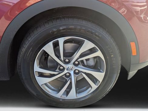 Used 2023 Buick Envision Essence image 8