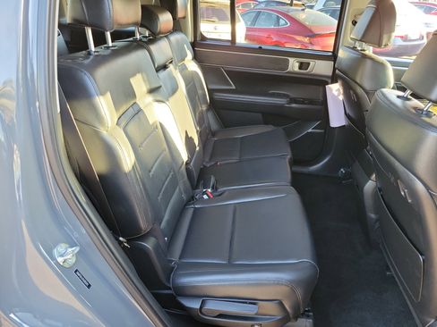 Certified 2025 Hyundai Santa Fe Limited image 22