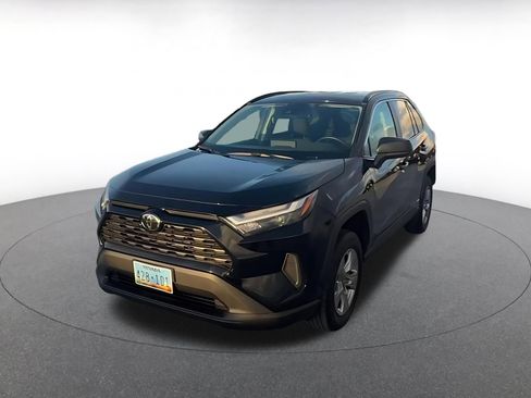 Used 2025 Toyota RAV4 LE image 7