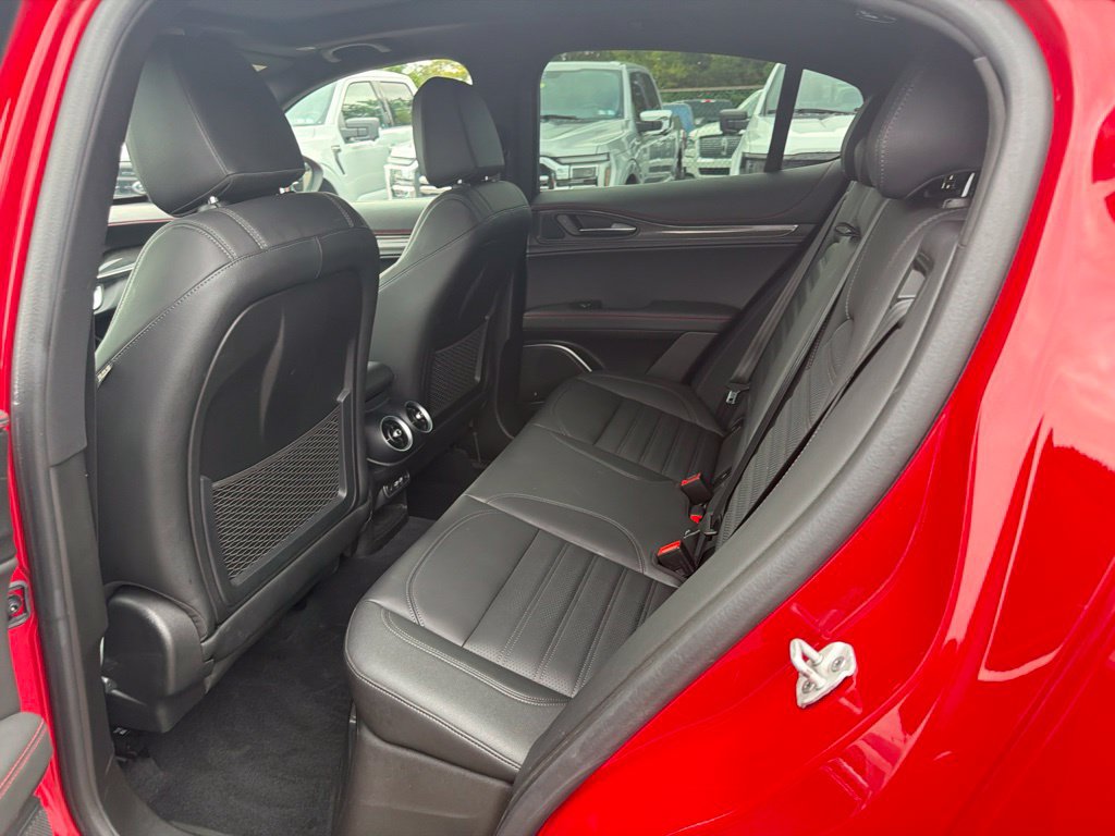 Used 2023 Alfa Romeo Stelvio Estrema AWD/4WD image 14