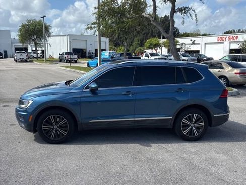 Used 2018 Volkswagen Tiguan SEL image 2