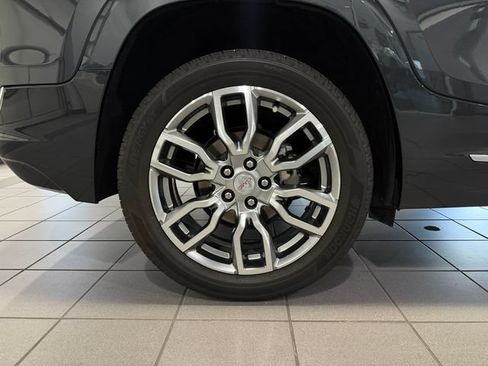 Used 2022 GMC Terrain Denali AWD/4WD image 9