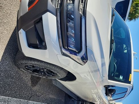 Used 2022 Ford Expedition Timberline image 2