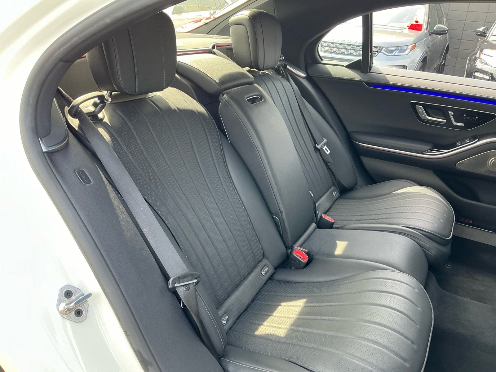 Used 2022 Mercedes-Benz S 580 4MATIC Sedan w/ AMG Line Package image 21