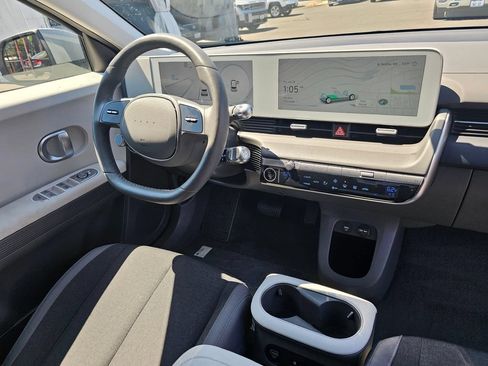 Used 2024 Hyundai Ioniq 5 SEL RWD image 11