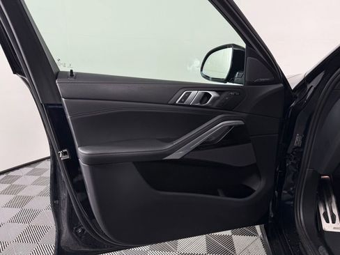 Used 2024 BMW X6 xDrive40i w/ Premium Package image 13