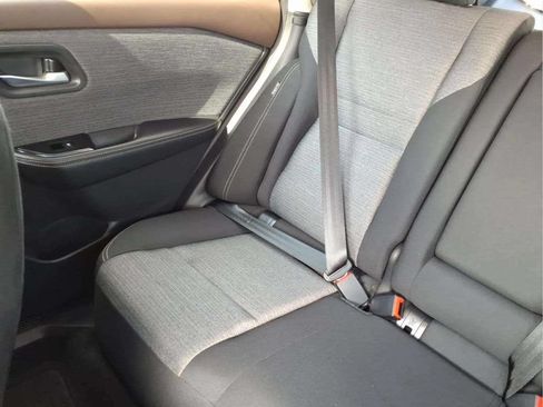 Used 2023 Nissan Rogue SV FWD image 17