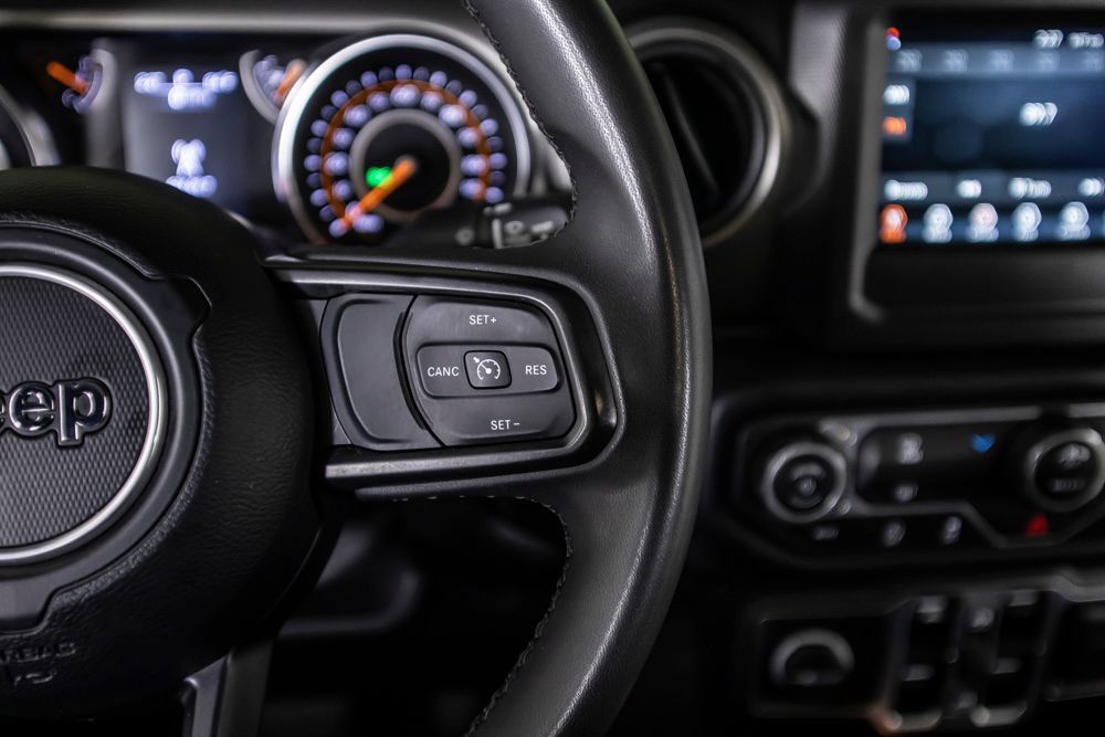 Used 2023 Jeep Gladiator Sport AWD/4WD image 37