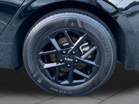 Used 2025 Kia K5 LXS FWD image 11