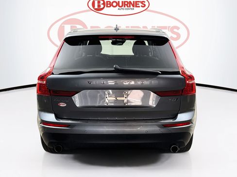 Used 2018 Volvo XC60 T6 Momentum w/ Advanced Package AWD/4WD image 9