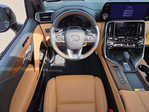 New 2026 Lexus LX 700h Luxury AWD/4WD image 4