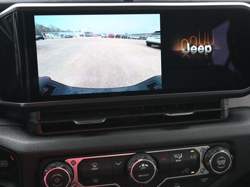 New 2026 Jeep Gladiator Sport image 14