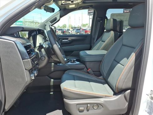New 2026 GMC Yukon XL AT4 w/ AT4 Premium Plus Package AWD/4WD image 11
