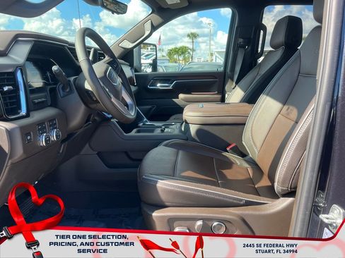 New 2025 GMC Sierra 2500 Denali w/ Denali Reserve Package image 9