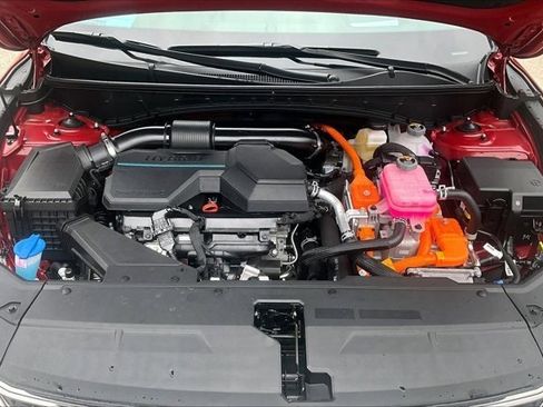 Used 2025 Hyundai Tucson Limited image 30