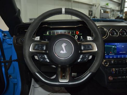 Used 2022 Ford Mustang Shelby GT500 w/ Technology Package image 39