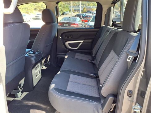 Used 2024 Nissan Titan SV w/ SV Convenience Package image 13