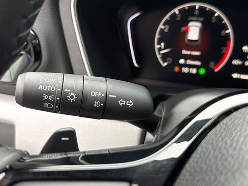 Certified 2025 Honda Pilot EX-L image 10