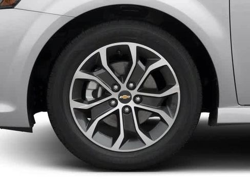 Used 2017 Chevrolet Sonic LT w/ Convenience Package image 11