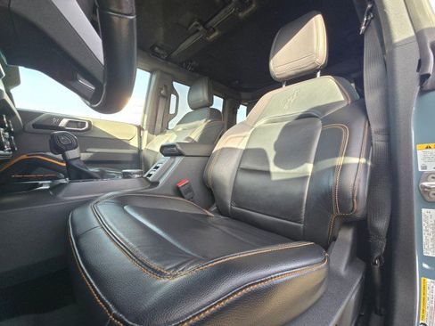Used 2021 Ford Bronco Badlands image 23