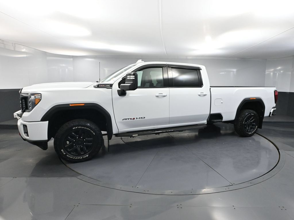 Used 2022 GMC Sierra 2500 AT4 w/ Snow Plow Prep/Camper Package AWD/4WD image 8
