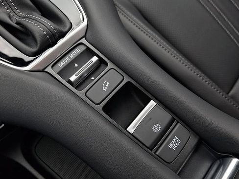 Certified 2026 Honda HR-V EX-L image 26