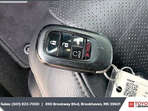 Used 2023 Honda Civic EX-L image 9